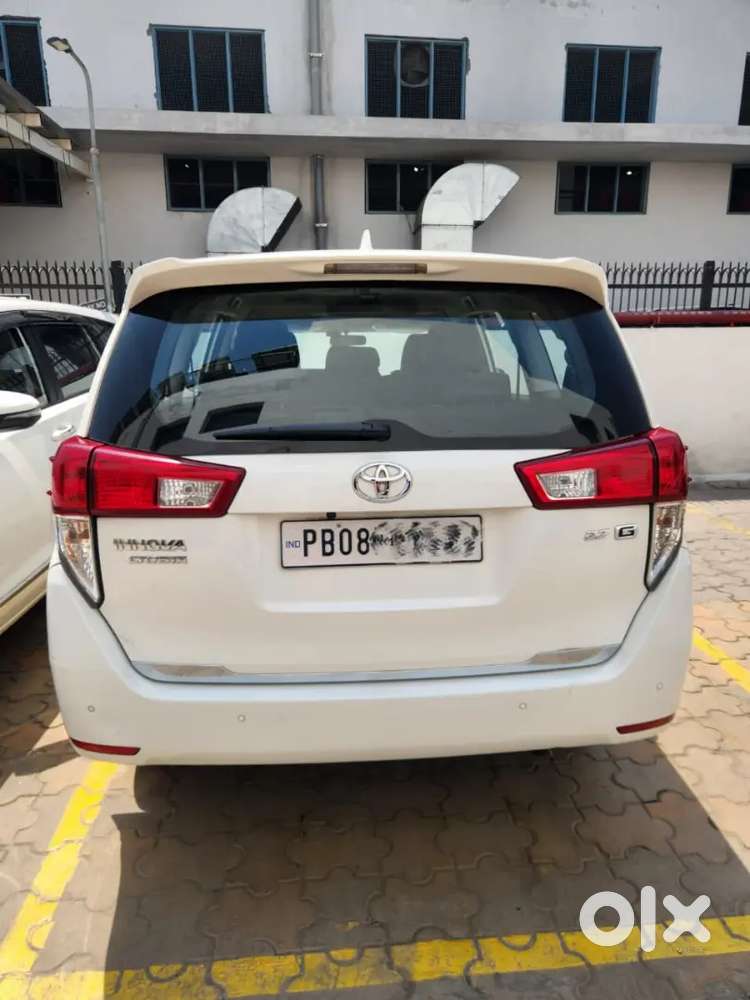 Toyota Innova Crysta 2022