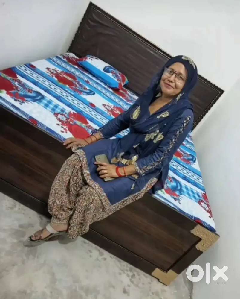 Double Bed, 6inch gadda, bedsheet, kambal