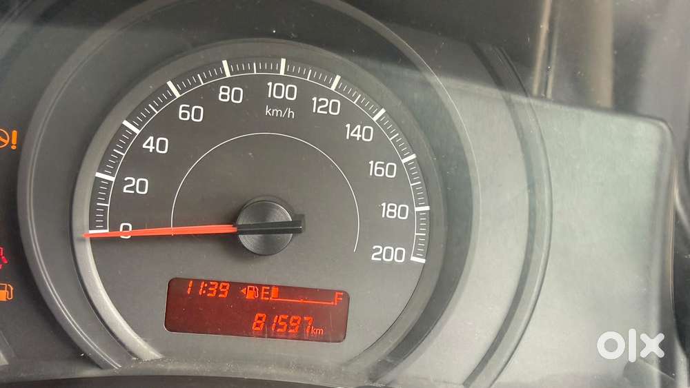 Maruti Suzuki Swift Lxi Optional-o, 2021, Petrol
