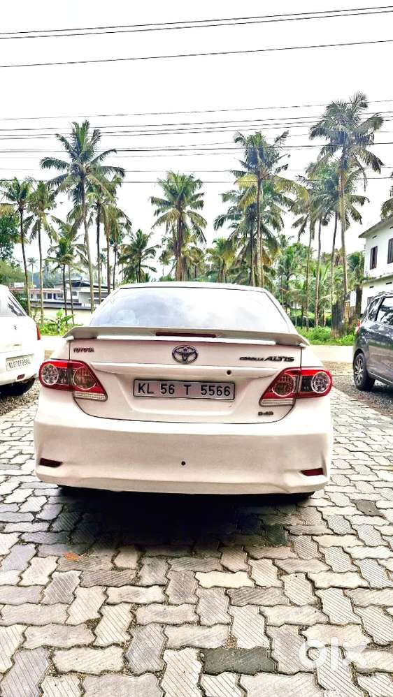 Toyota Corolla Altis 2012 Diesel 132000 Km Driven