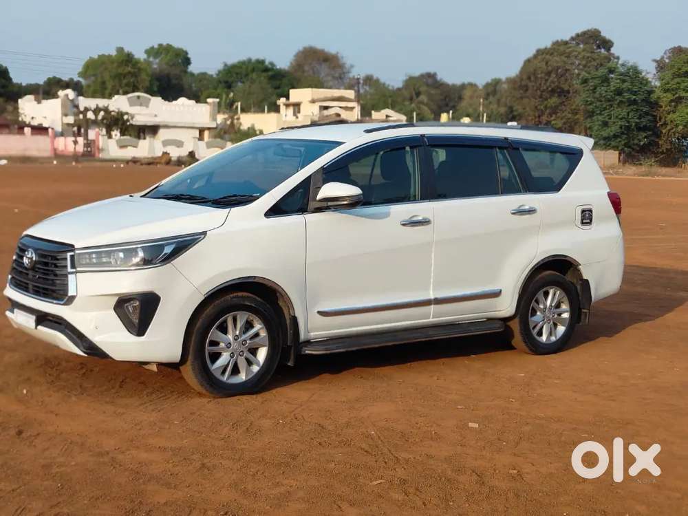 Toyota Innova Crysta 2022