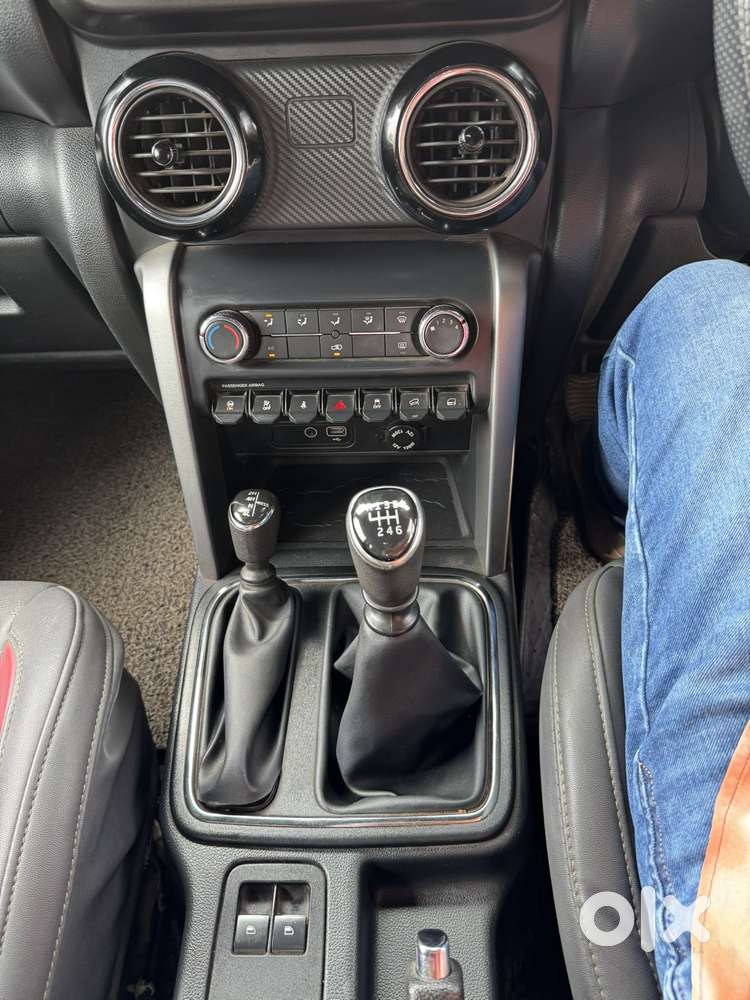 Mahindra Thar Lx Hard Top Diesel Mt 4wd, 2023, Diesel