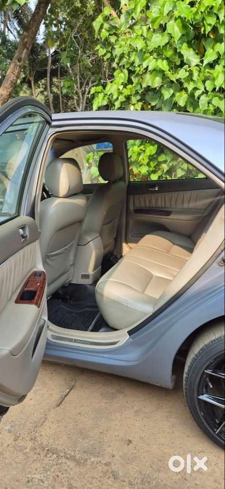 Toyota Camry 2006 Petrol Well Maintained