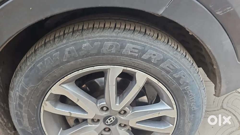 Hyundai Santa Fe 2015 Diesel Well Maintained 7 Seater Car