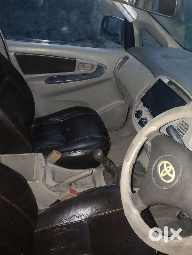 Toyota Innova Diesel 2012