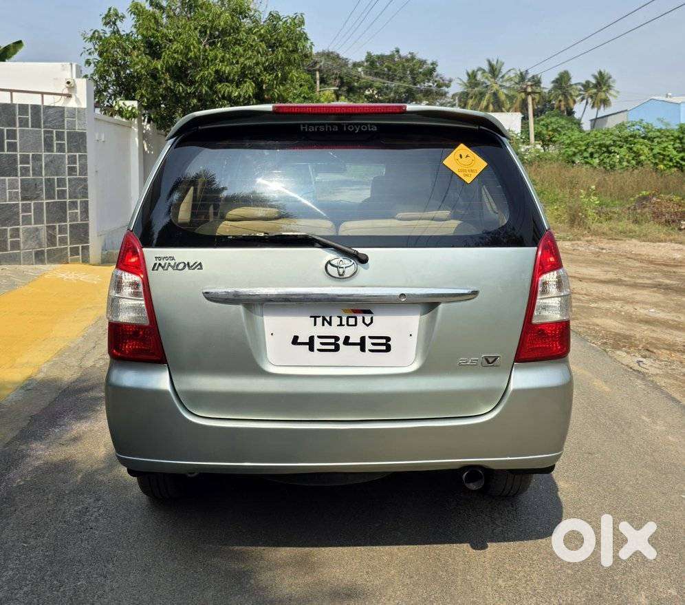 Toyota Innova 2009-2011 2.5 E 8 Str, 2008, Diesel