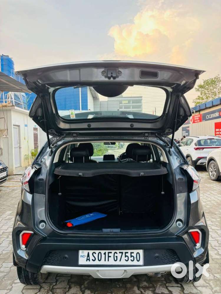 Tata Nexon 1.2 Revotron Xz Plus, 2022, Petrol