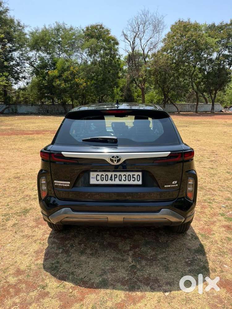 Toyota Urban Cruiser Hyryder 2024 Showroom Condition