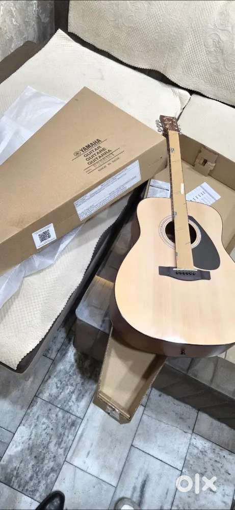 Unused gituar for sell