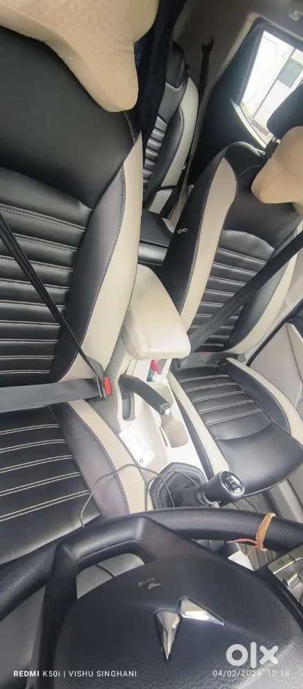 Mahindra Xuv300 Turbosport 2023 Petrol Well Maintained