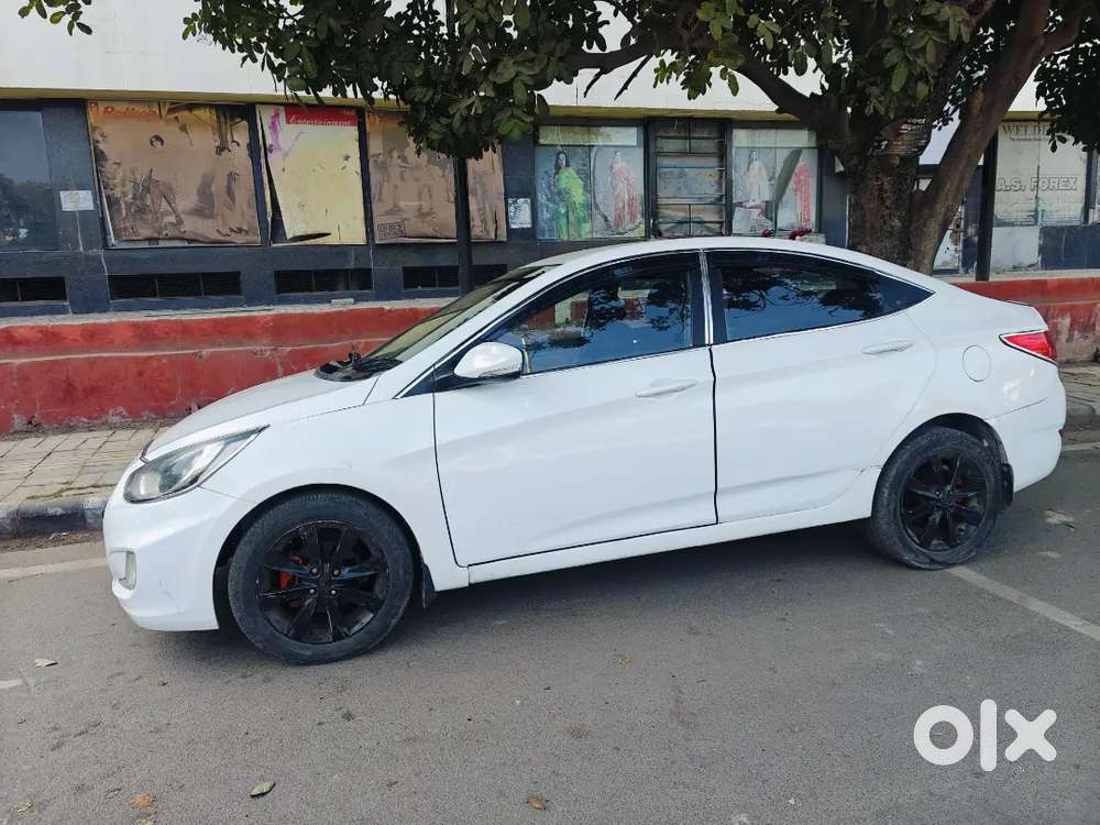 Hyundai Verna 2013