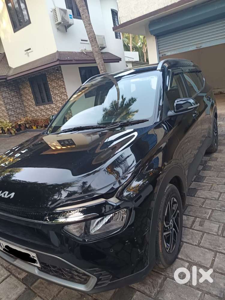 Kia Carens 2022 Diesel 30000 Km Driven