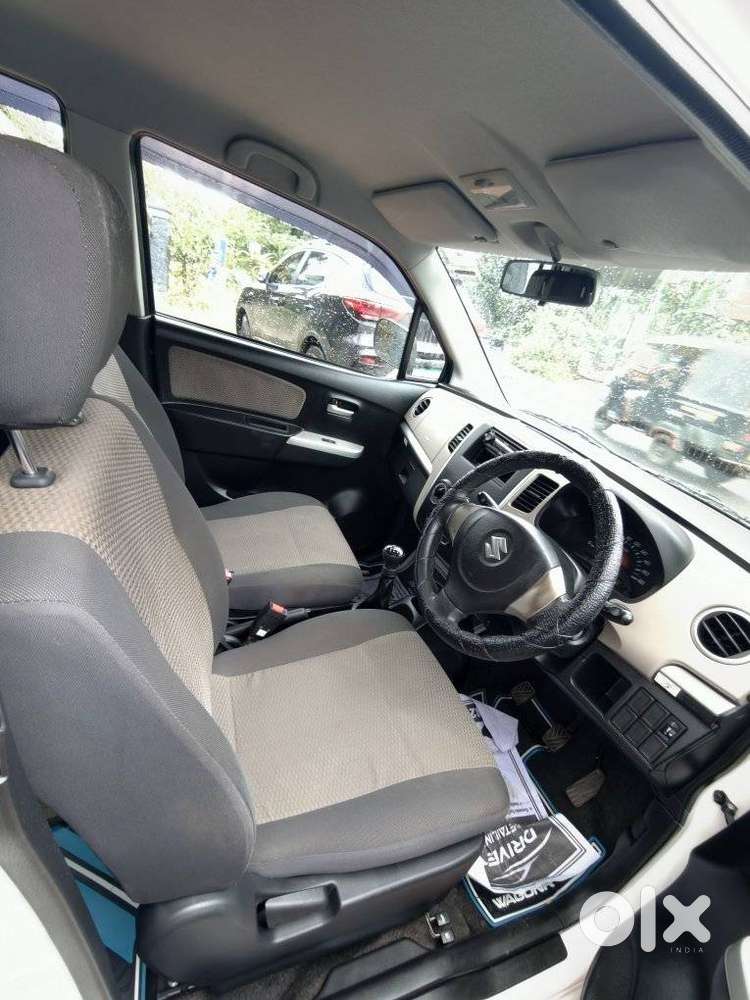 Maruti Suzuki Wagon R Lxi Optional, 2016, Petrol