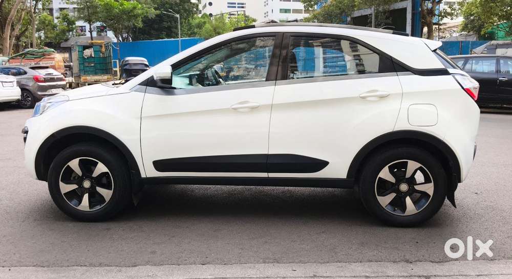 Tata Nexon 1.2 Revotron Xz Plus Dual Tone, 2018, Cng & Hybrids