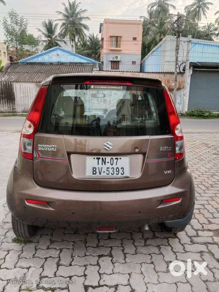 Maruti Suzuki Ritz Vxi, 2013, Petrol