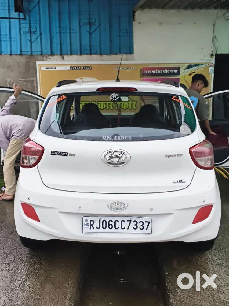 Hyundai Grand I10 Sportz 2016