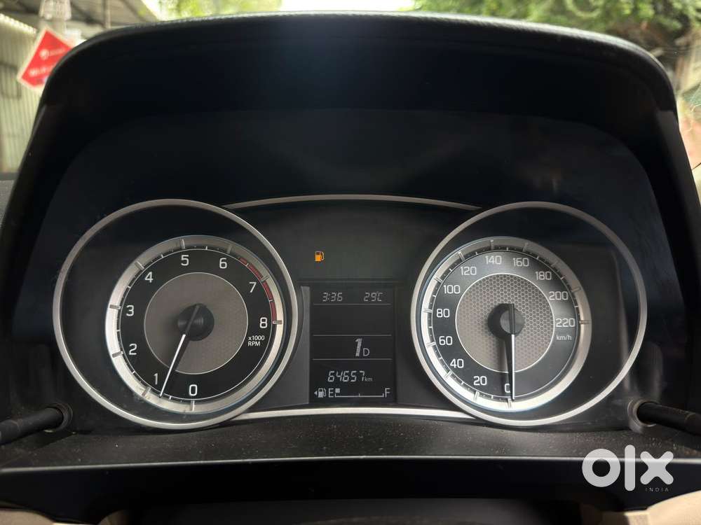 Maruti Suzuki Swift Dzire Vxi Optional, 2018, Petrol