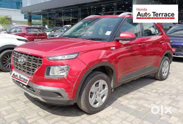 Hyundai Venue 1.2 S Plus, 2019, Petrol