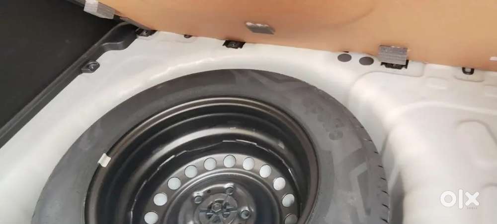 Hyundai Venue 2021 Petrol 12000 Km Driven Only