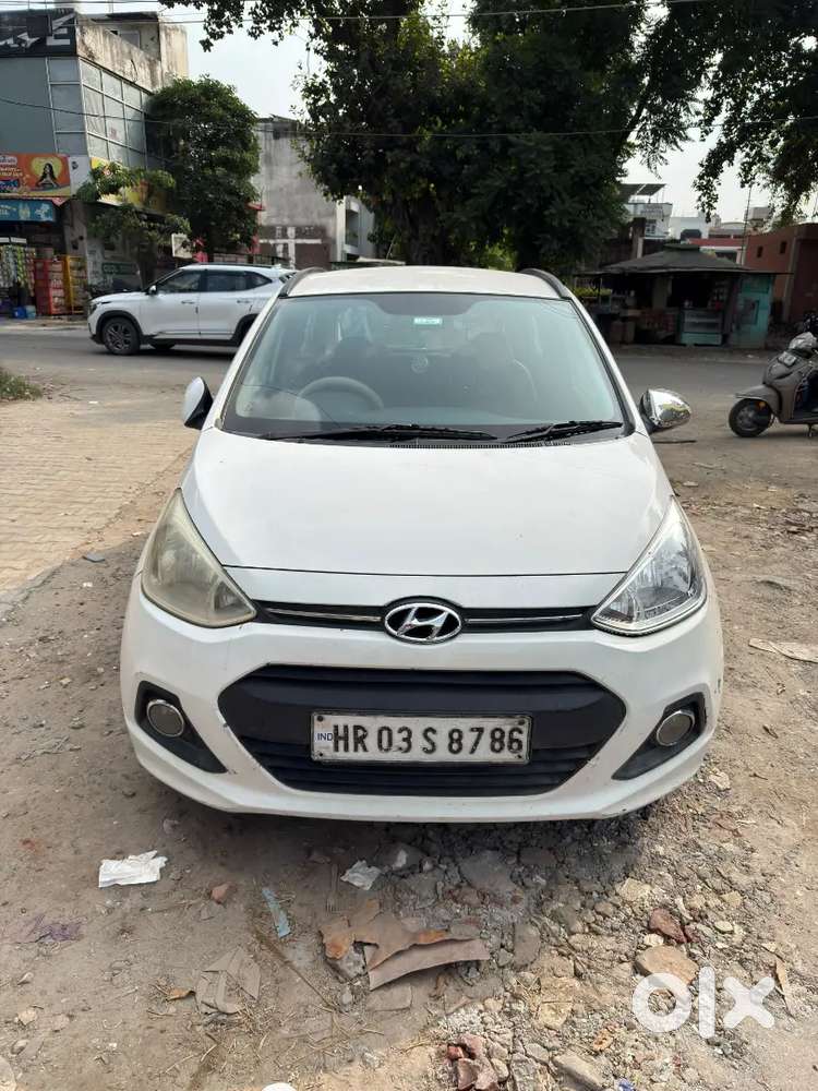 Hyundai Grand I10 Sportz 2015