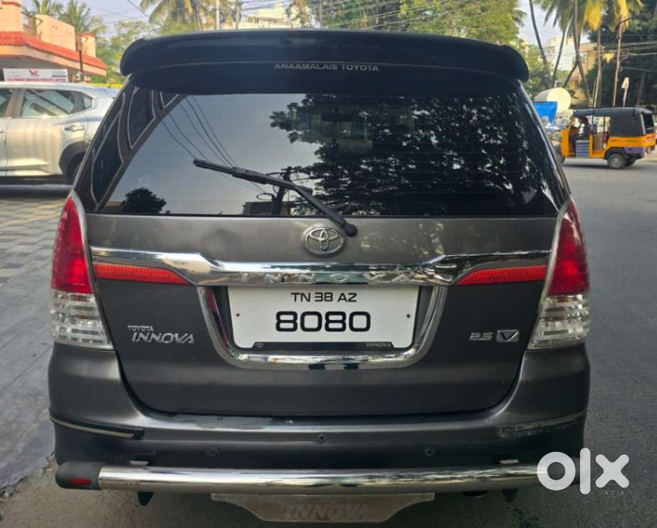 Toyota Innova 2004-2011 2.5 V Diesel 7-seater, 2009, Diesel
