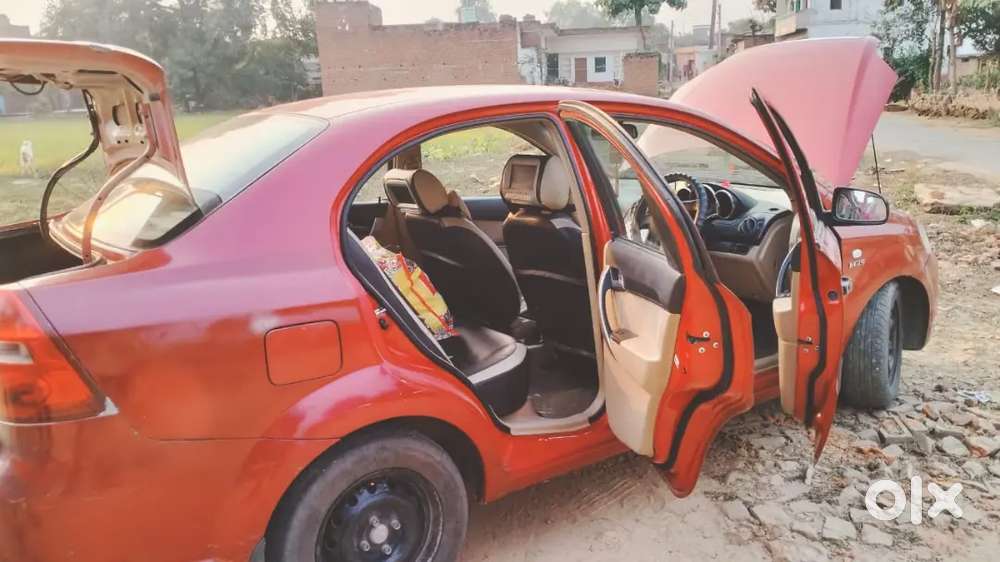 Chevrolet Aveo 2011 Petrol 67000 Km Driven Well Maintained