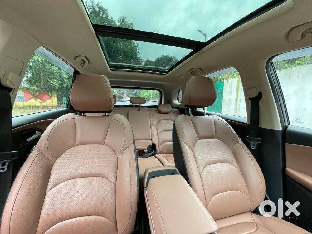 Mg Hector Plus Savvy Pro 1.5 Turbo Petrol Cvt 7 Str, 2024, Petrol