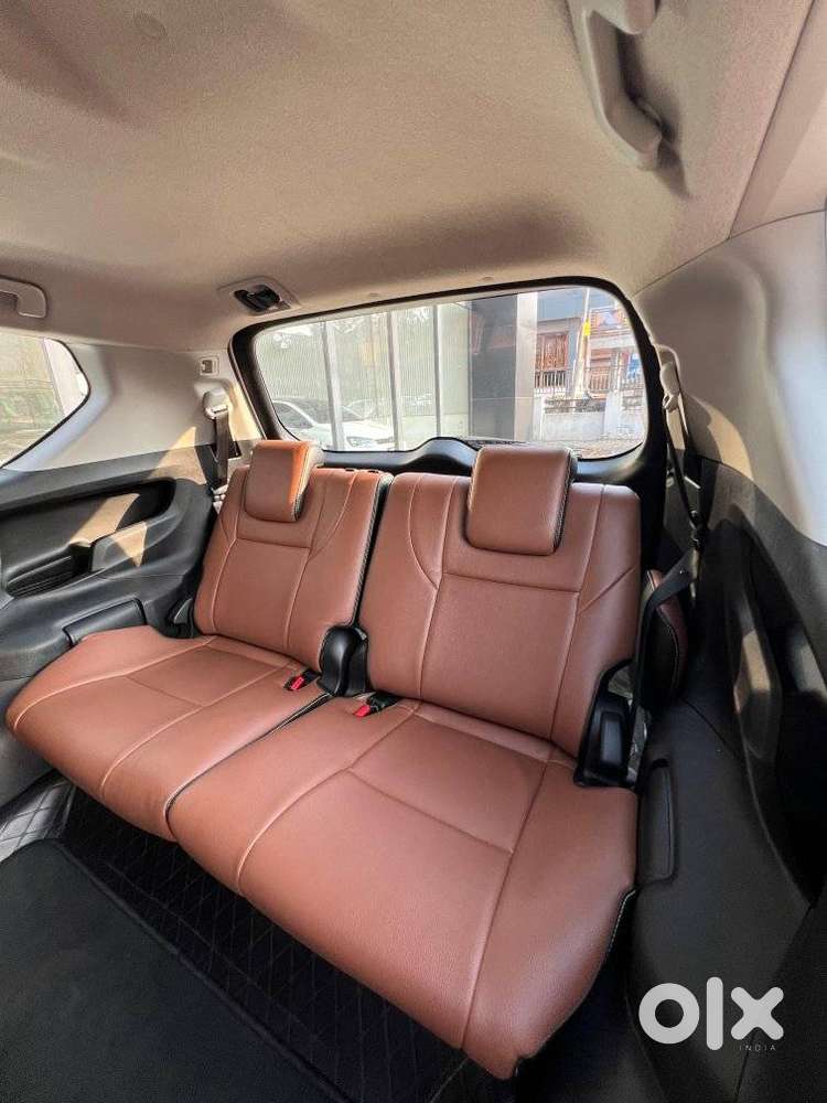 Toyota Innova Crysta 2.4 G Mt 8s, 2022, Diesel