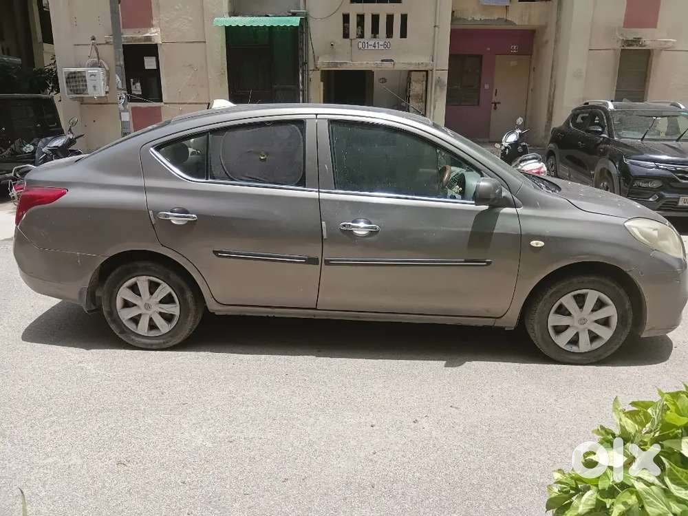 Nissan Sunny  Xl With Cng On Paper
