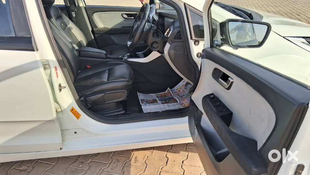 Tata Altroz 1.2 Xz (o), 2020, Petrol