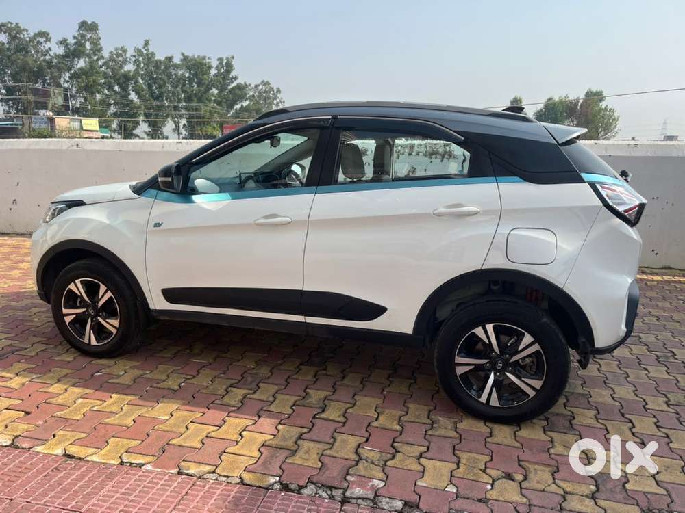 Tata Nexon Ev Max 2023 Electric 47700 Km Driven