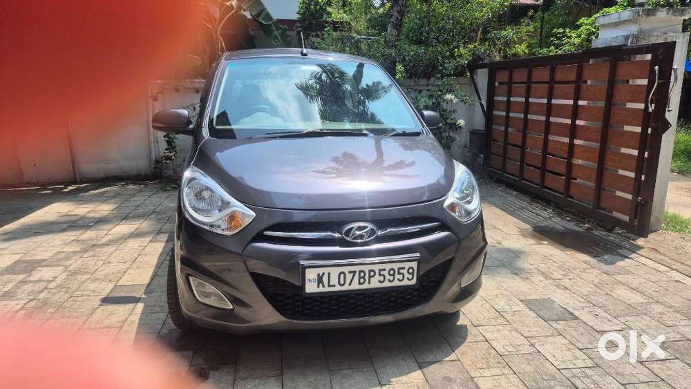 Hyundai I10 Sportz At, 2010, Petrol