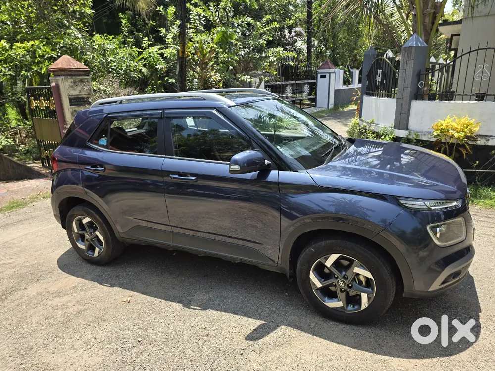 Hyundai Venue 2019 December Petrol Well Maintained 39000 Kms
