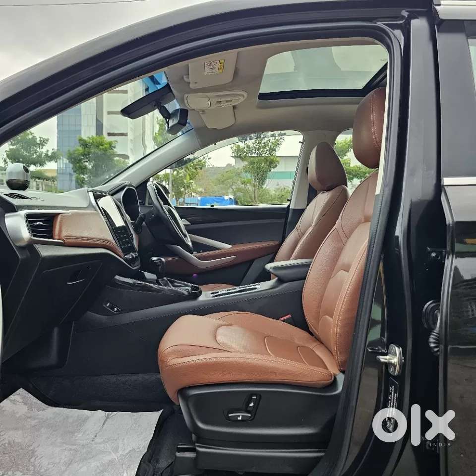 Mg Hector Plus 1.5 Sharp Turbo Cvt 6 Str, 2022, Petrol