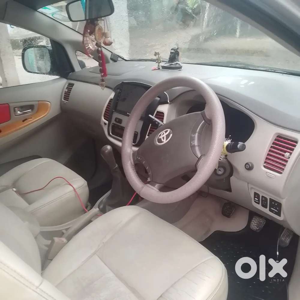 Toyota Innova Hycross 2011 Diesel Manual