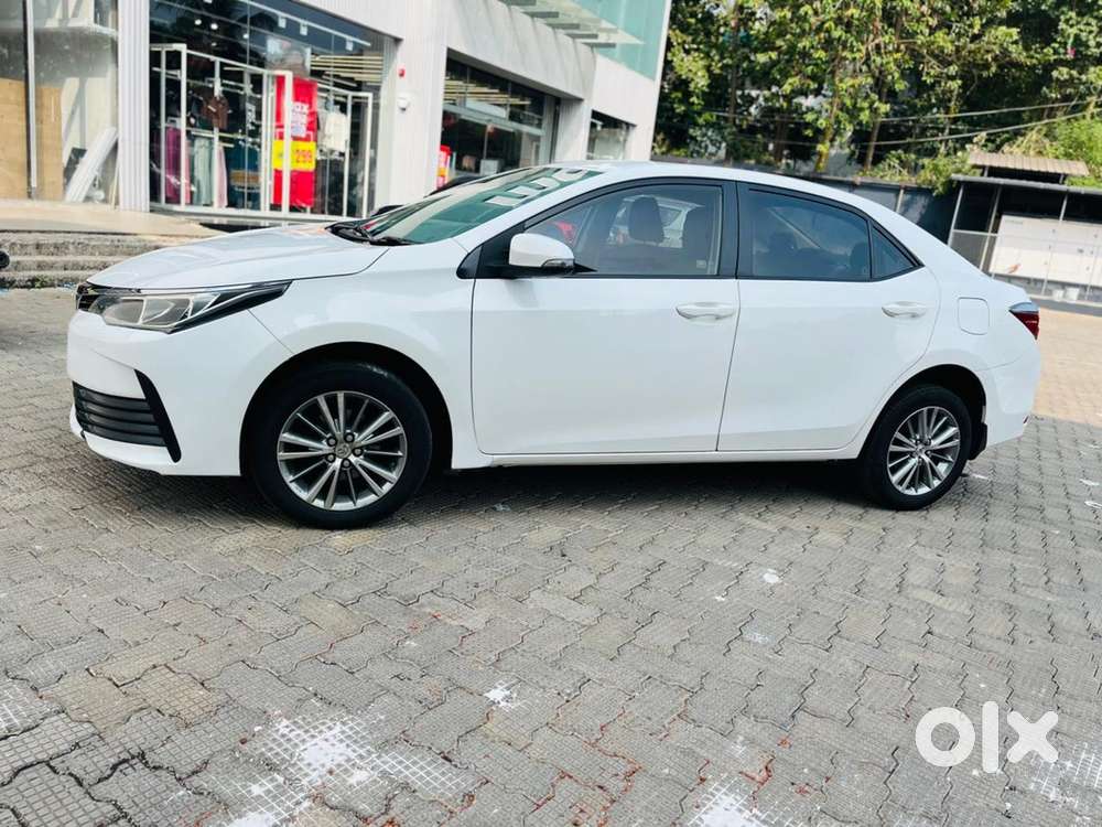 Toyota Corolla Altis 2017 Diesel Well Maintained