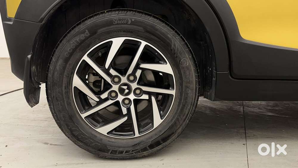 Mahindra Xuv 3xo Ax5l 1.2 Petrol At, 2024, Petrol