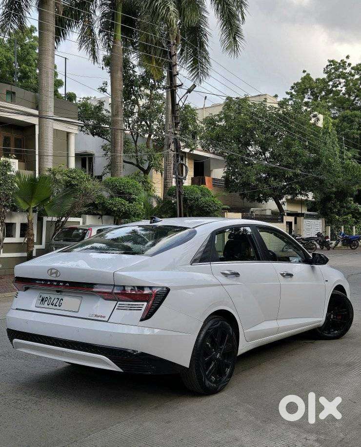 Hyundai Verna Sx (o) 1.5 Turbo Petrol Dct, 2023, Petrol