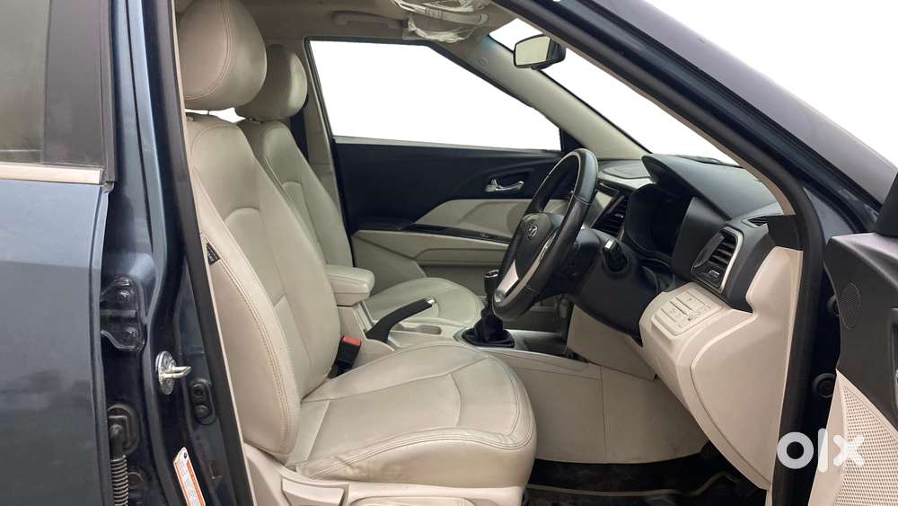 Mahindra Xuv300 W8 Option, 2020, Petrol