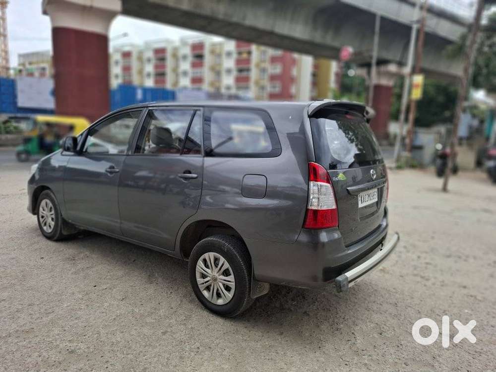Toyota Innova 2.5 G (diesel) 7 Seater Bs Iv, 2012, Diesel