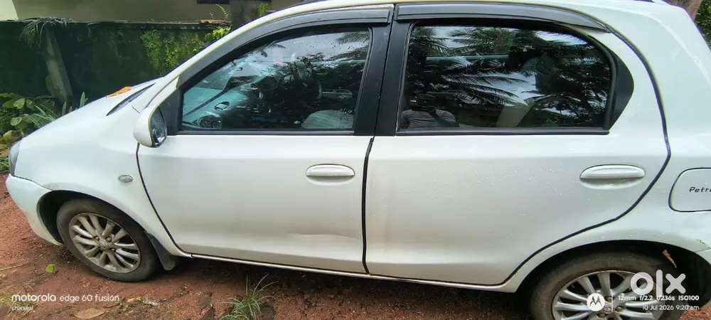 Toyota Etios Liva 2012