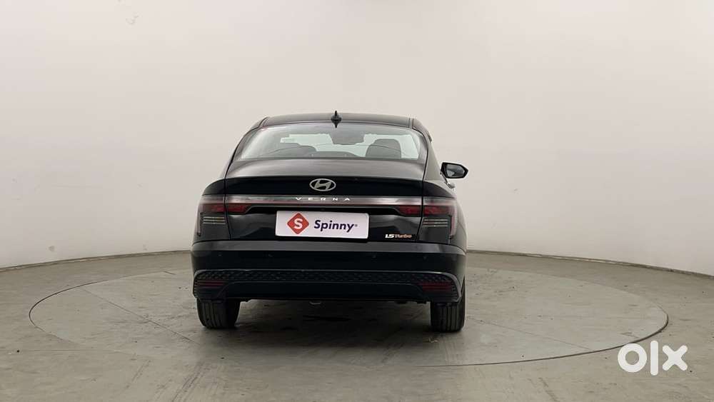Hyundai Verna 1.5 Sx (o) Turbo Petrol Dct, 2023, Petrol