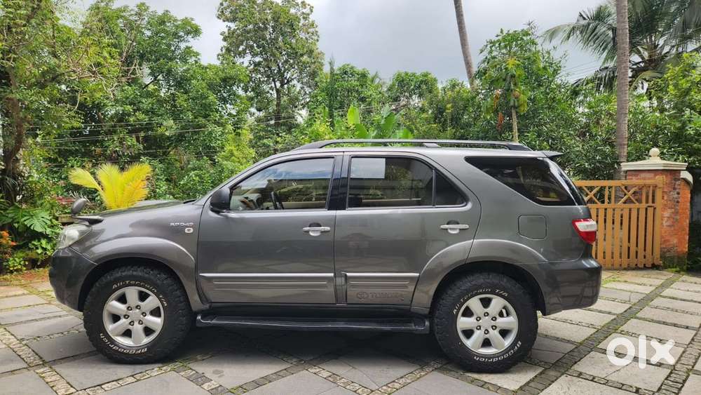 Toyota Fortuner Diesel 2010