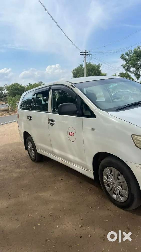 Toyota Innova 2013 Diesel Well Maintained