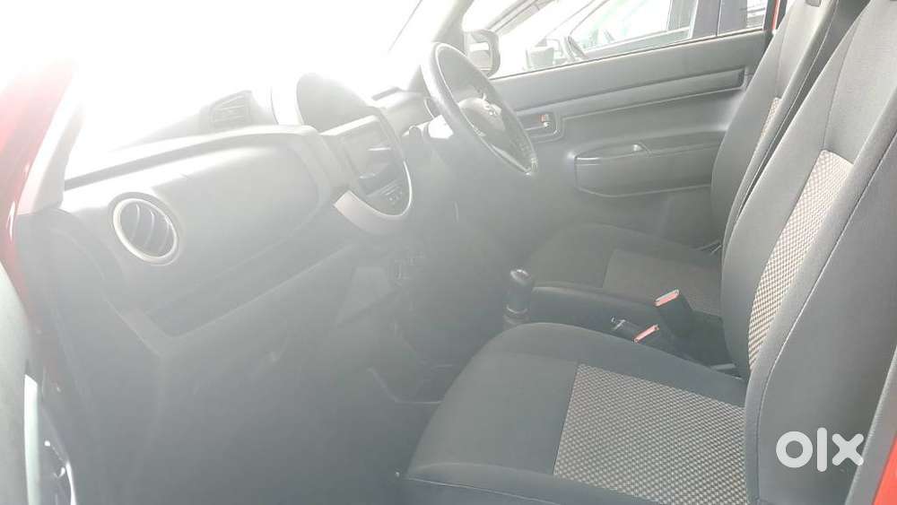 Maruti Suzuki S-presso Vxi, 2022, Petrol