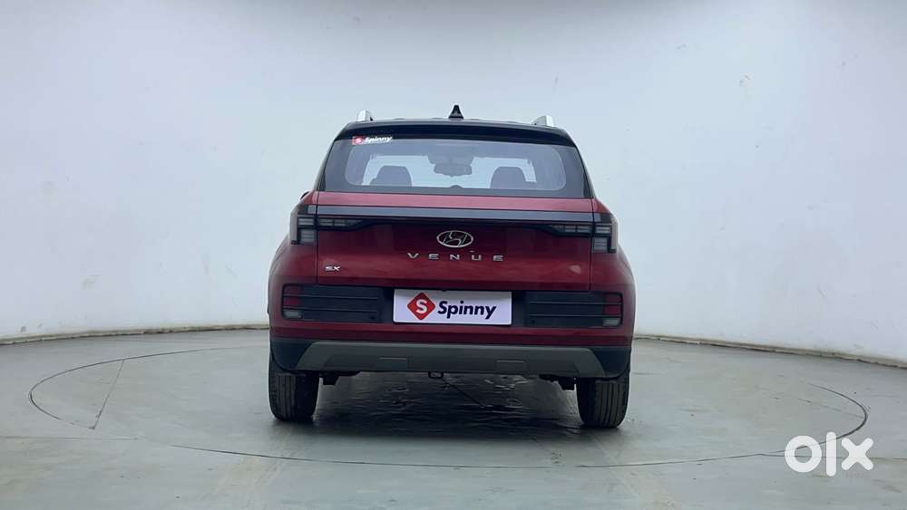 Hyundai Venue Sx Dual Tone, 2022, Petrol