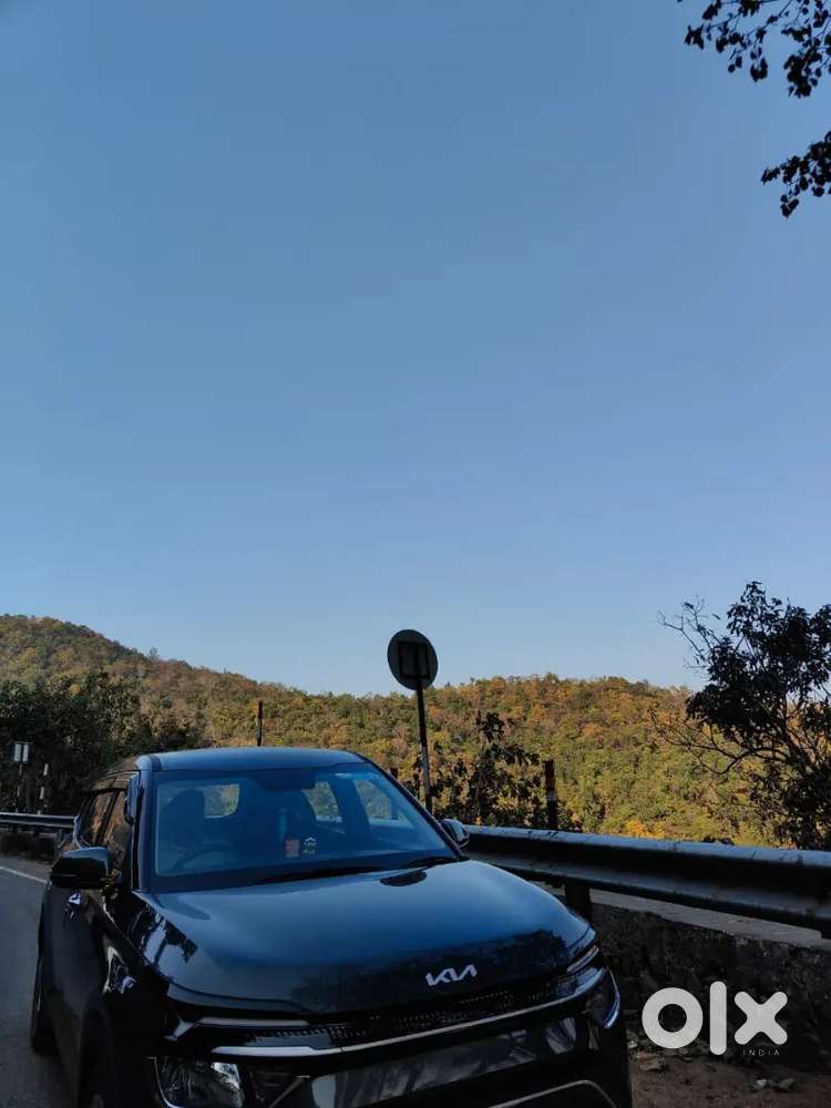 Kia Carens 2025 Petrol Manual