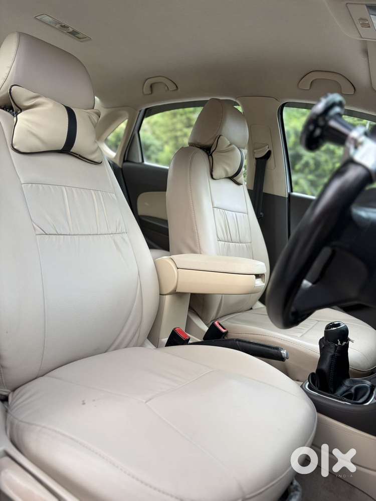 Volkswagen Vento Petrol Highline, 2014, Petrol