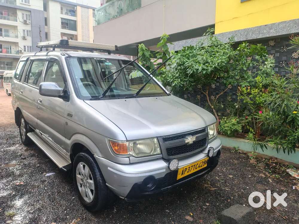 Tavera Vehicle