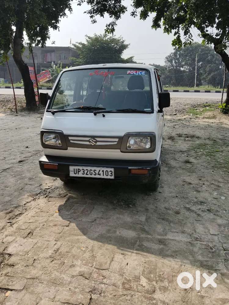2015 Last Ki H,gadi Me Cng Lagi H Or Lpg Pass H  8 Seater H